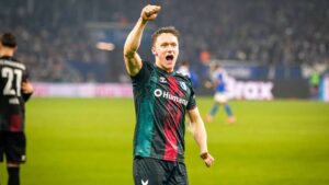 Kaars im 1. FC Magdeburg Trikot, Transfer-Schlagzeile